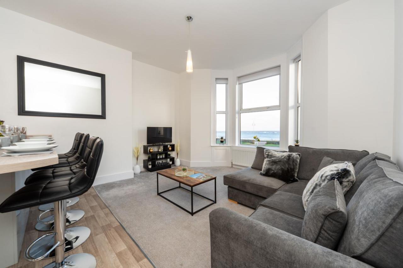 Sea Views Stunning 2 Bedroom Apartment # Lowestoft Exterior photo